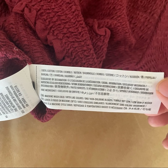 ‼️HOLLISTER TOP - Picture 4 of 9